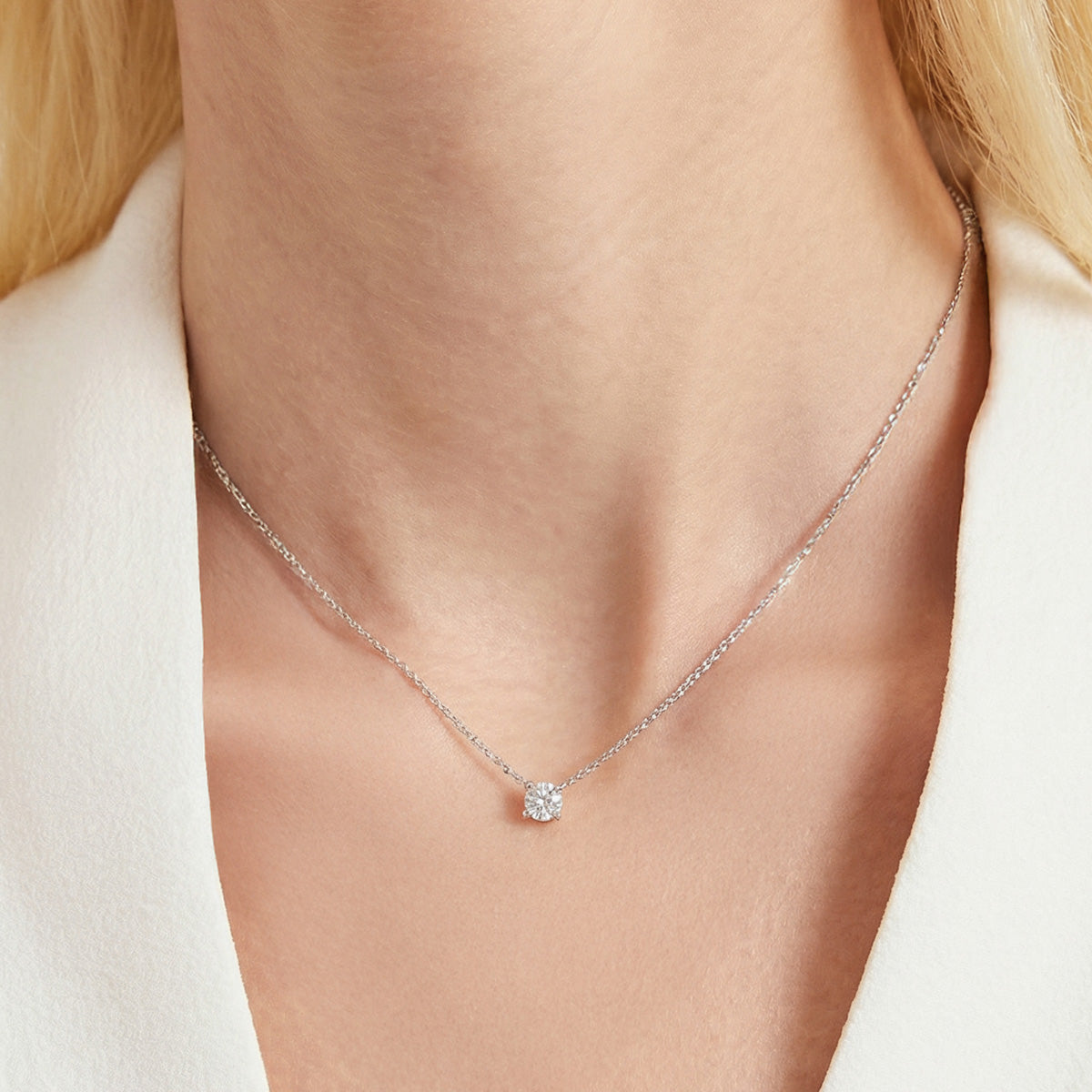 Colar com Pingente Pedra Moissanite Redondo 5MM Prata 925